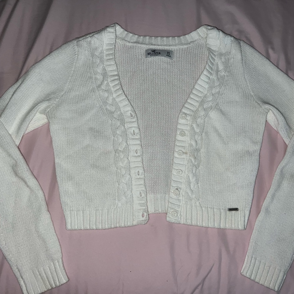 This is a white sweater/cardigan from Hollister!